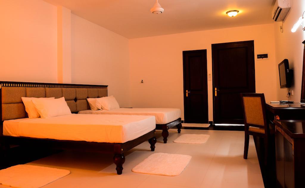 Marina Beach Passikudah Habitación foto